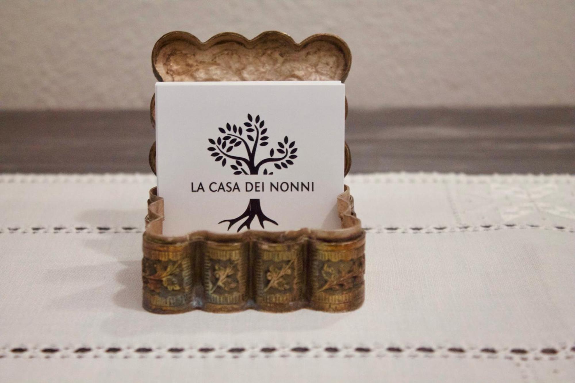 モネーリアLa Casa Dei Nonniアパートメント エクステリア 写真